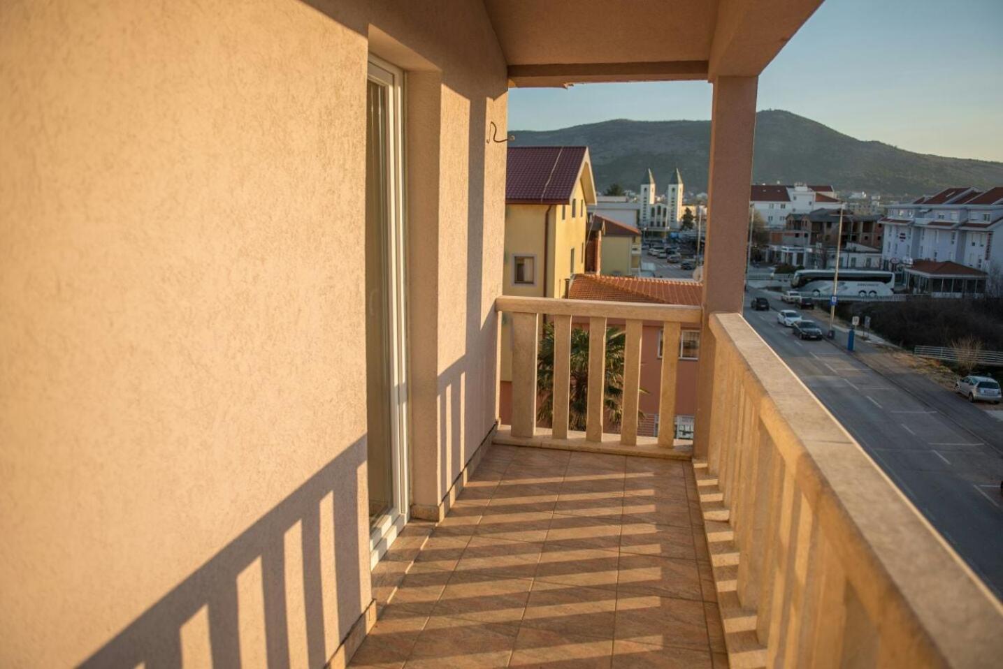 Hotel Barbaric Medjugorje Exterior photo