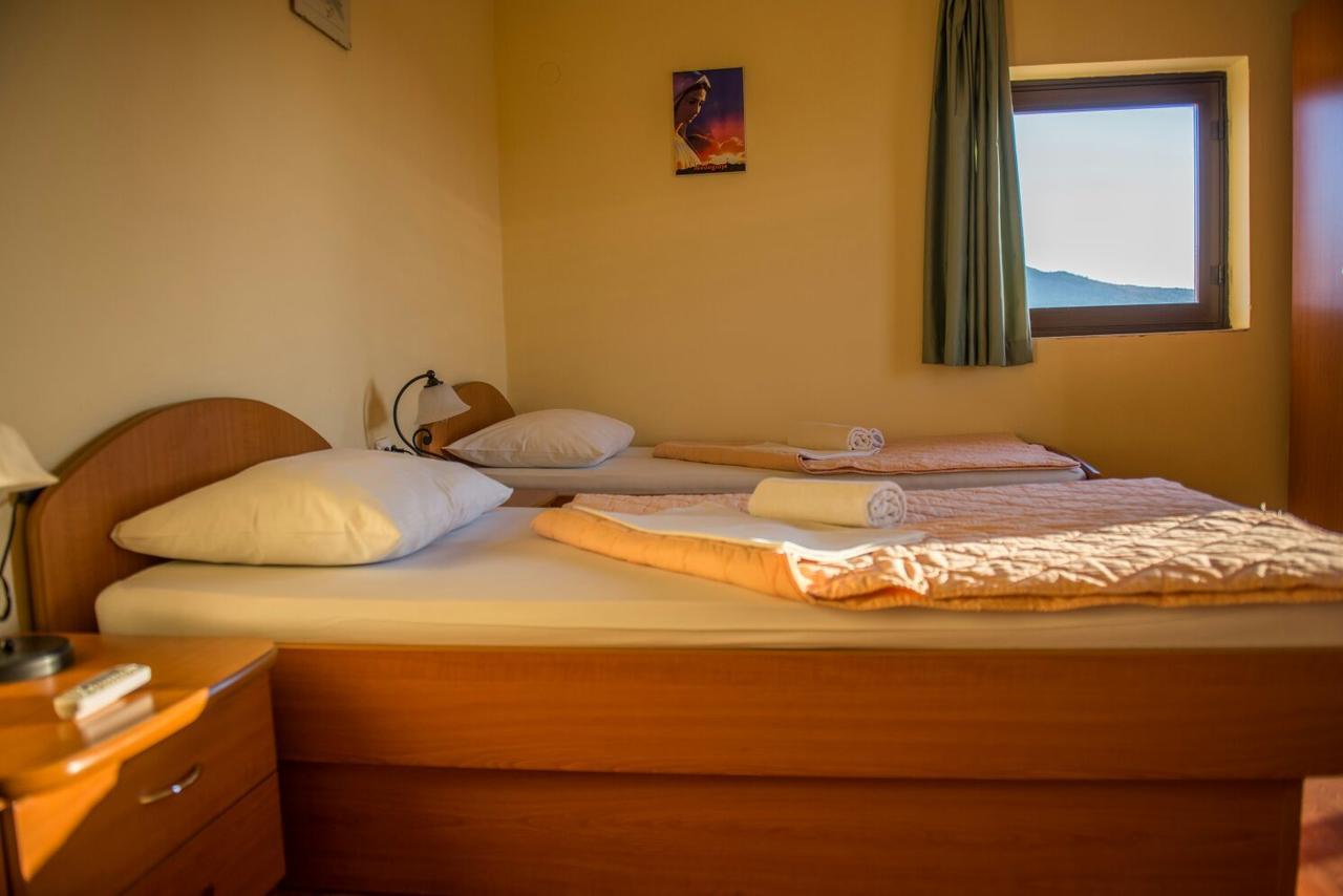 Hotel Barbaric Medjugorje Exterior photo